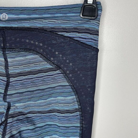 LULULEMON Womens Stop At Nothing Crop Leggings Sz 4 Turquoise Black Logo - Picture 5 of 9